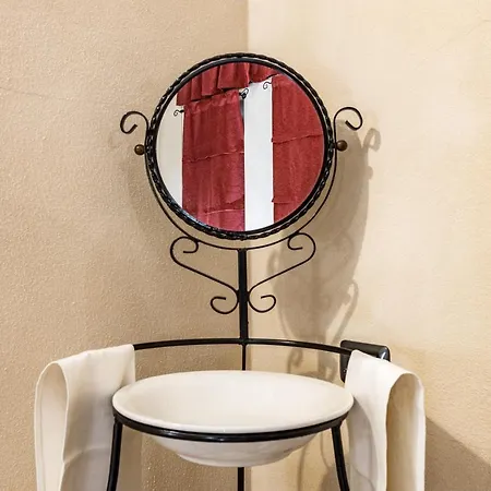 Casa Del Silenzio * Lajatico